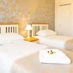 Almorah 2* Saint Helier