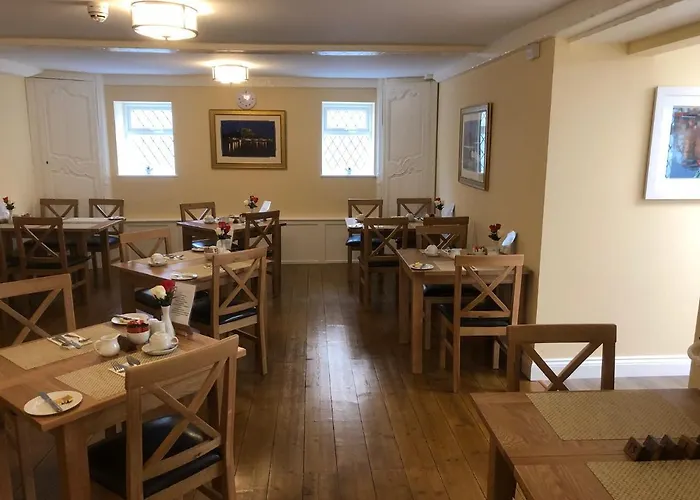 Almorah Maison d'hôtes 2*