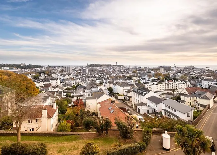 Almorah 2* Saint Helier Jersey