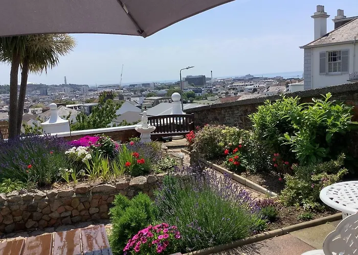 Almorah Saint Helier Jersey