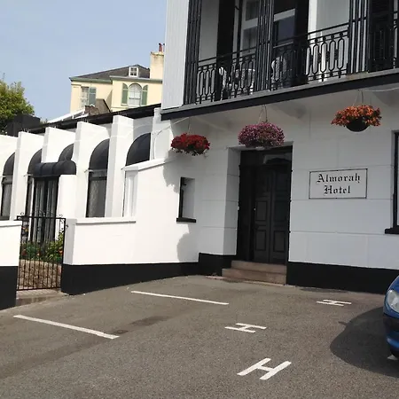 Pensjonat Almorah 2*