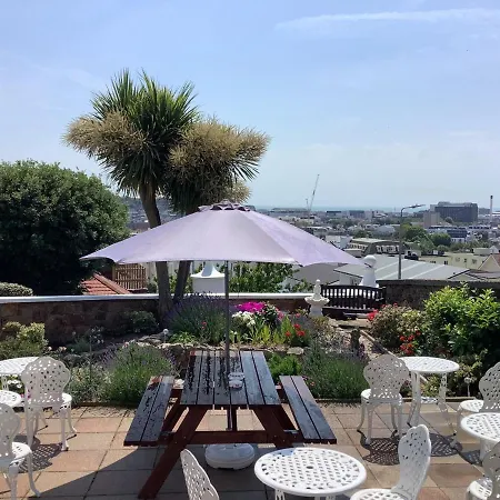 Almorah 2* Saint Helier Jersey