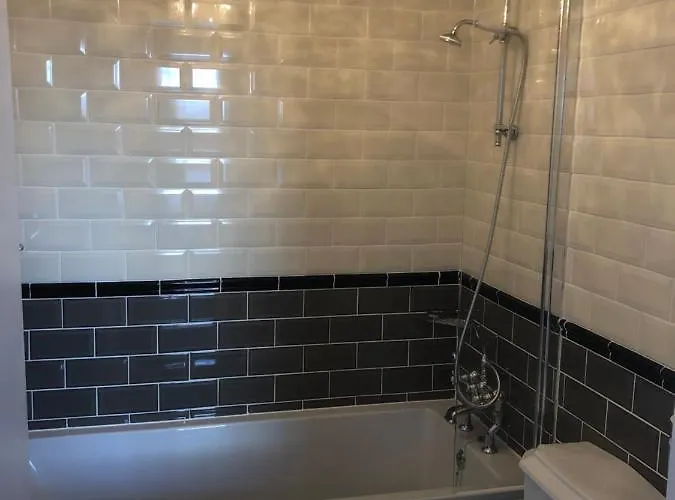 Almorah בית הארחה